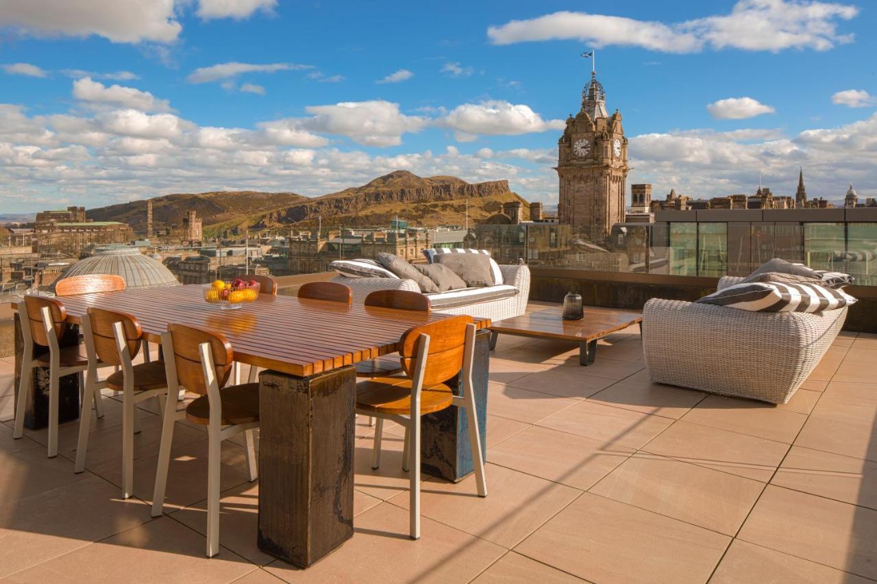 الشقق الفندقية Cheval The Edinburgh Grand المظهر الخارجي الصورة The rooftop terrace at the Edinburgh Marriott Hotel