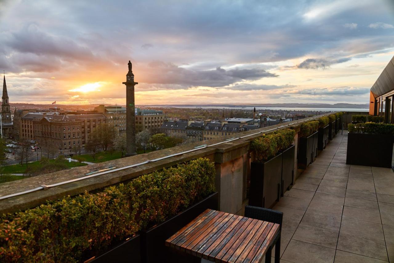 الشقق الفندقية Cheval The Edinburgh Grand المظهر الخارجي الصورة View from the rooftop of the Edinburgh Academy