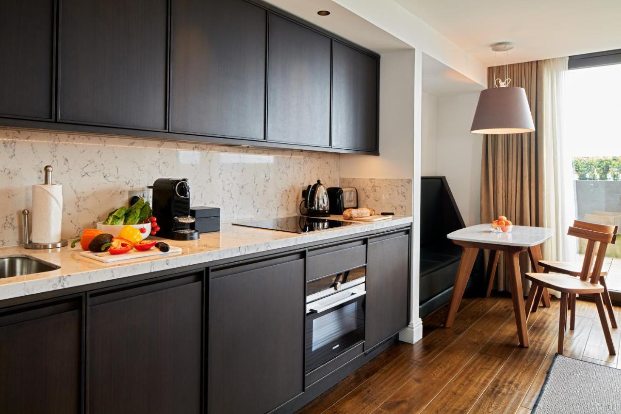 الشقق الفندقية Cheval The Edinburgh Grand المظهر الخارجي الصورة Kitchen