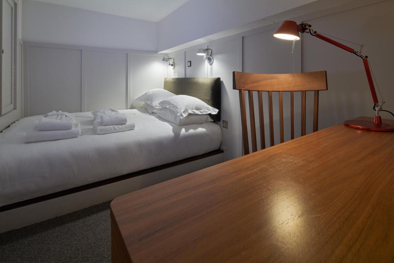 الشقق الفندقية Cheval The Edinburgh Grand المظهر الخارجي الصورة A room at the hotel