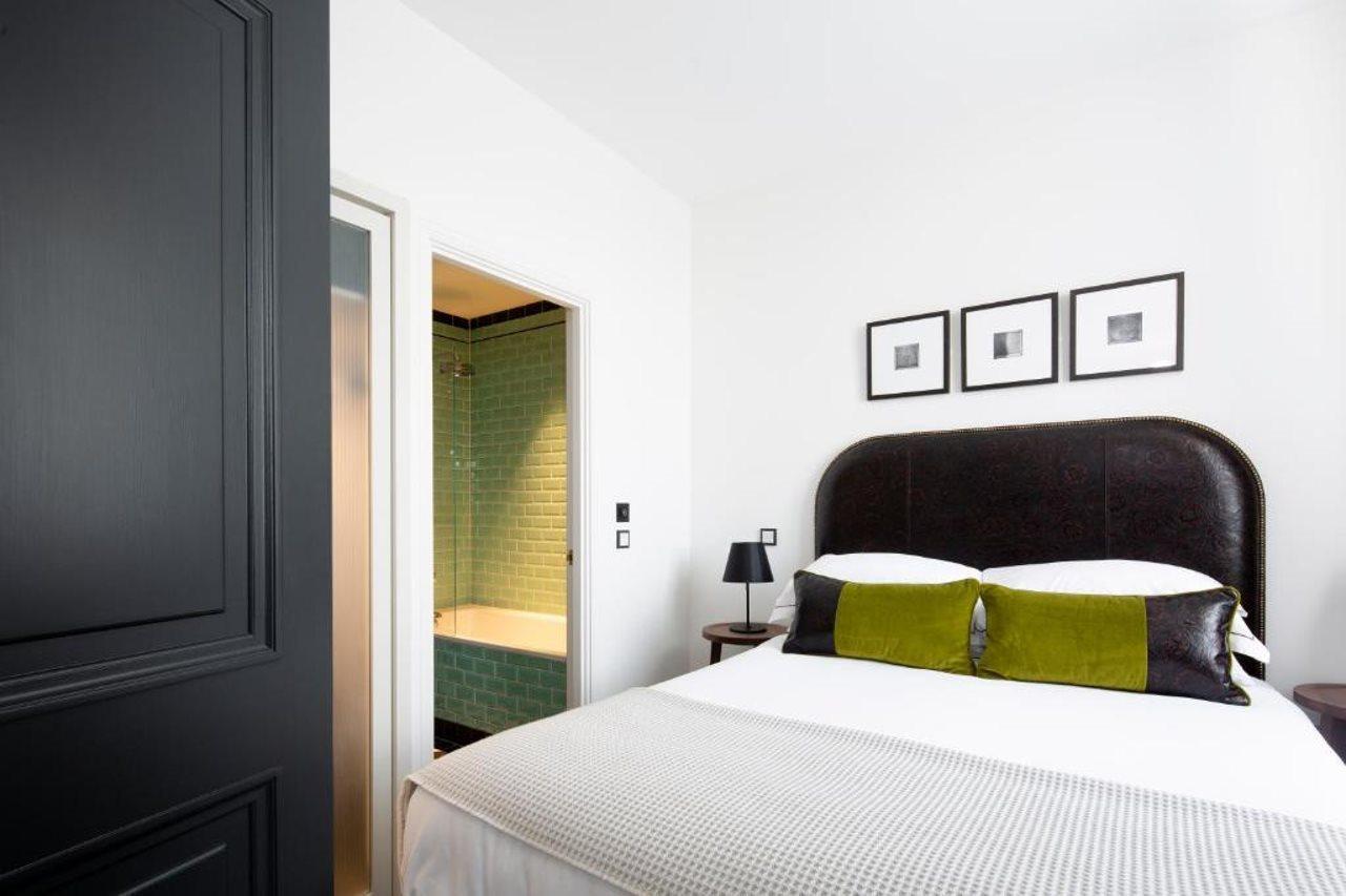 الشقق الفندقية Cheval The Edinburgh Grand المظهر الخارجي الصورة A bedroom at the hotel