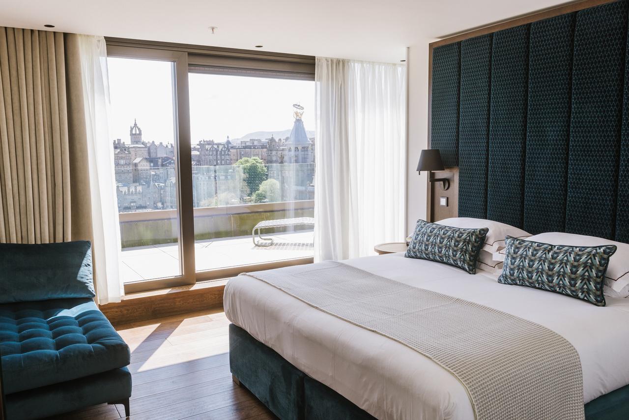 الشقق الفندقية Cheval The Edinburgh Grand المظهر الخارجي الصورة A bedroom at the hotel